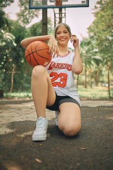 pexels-finance-office