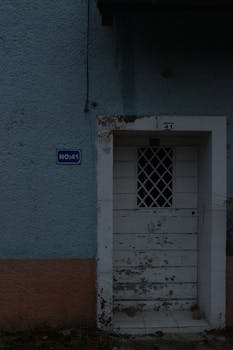{financial_strategy}