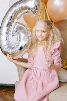 finances-illustration-pexels