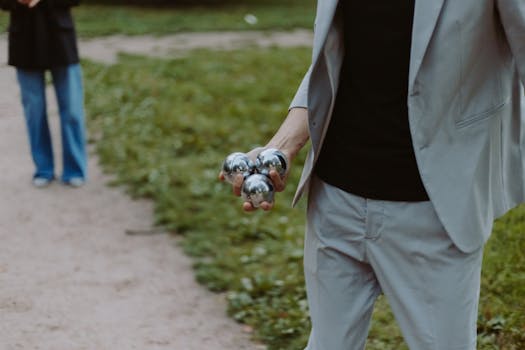 casino_with_roulette_table